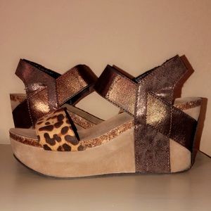 Cheetah Wedges